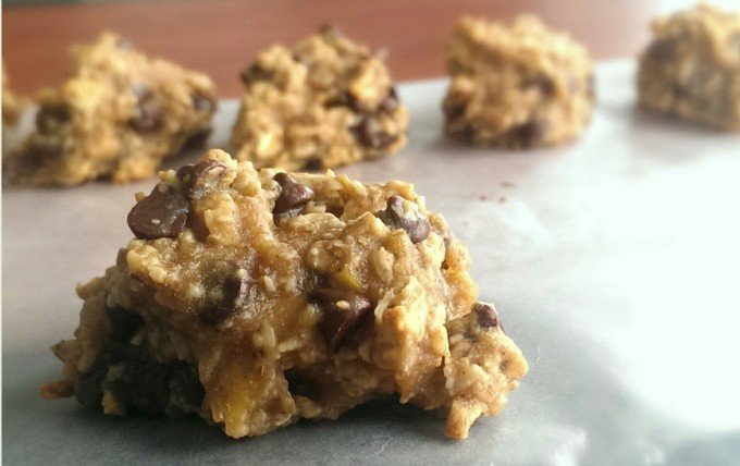 Quick & Easy 3 Ingredient Peanut Butter Cookies | @ExSloth