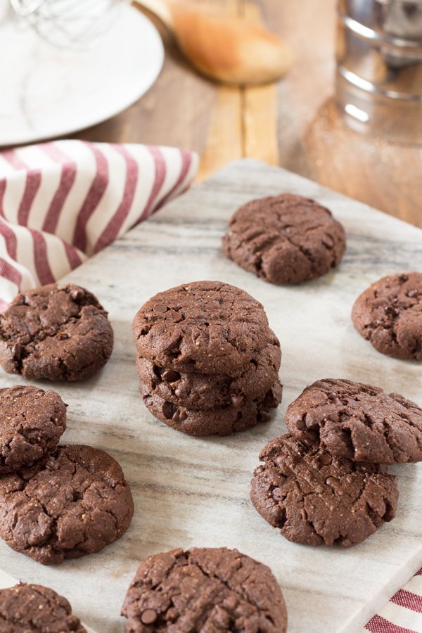 Decadent Vegan Double Chocolate Chip Cookies (made with spelt and oat flour and real maple syrup) via ExSloth.com