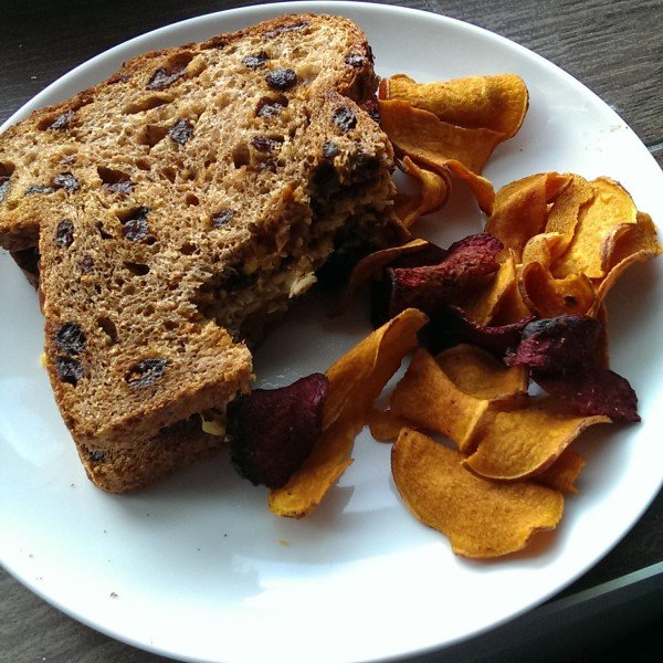 veggie burger & sweet potato/beet chips | @ExSloth