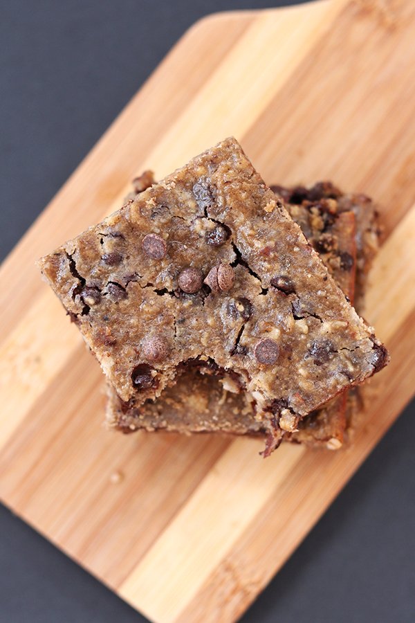 These healthy Chocolate Chip Blondies are moist and fudgy, with chocolatey goodness in every bite. Plus, they're also full of nutritious black-eyed peas via @ExSloth | ExSloth.com #NYE #holiday #celebrate