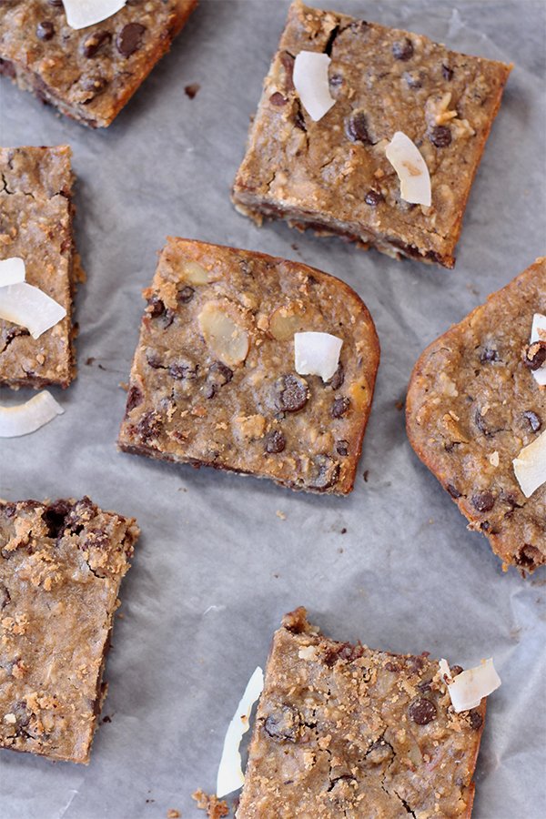 These healthy Chocolate Chip Blondies are moist and fudgy, with chocolatey goodness in every bite. Plus, they're also full of nutritious black-eyed peas via @ExSloth | ExSloth.com #NYE #holiday #celebrate