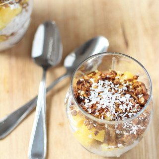 Vegan, Gluten Free Pina Colada Parfait with chia seed coconut milk 'yogurt' via @ExSloth | ExSloth.com