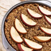 Refined sugar free, dairy free, gluten free, Vegan Apple and Gingerbread Baked Oatmeal via @ExSloth | ExSloth.com