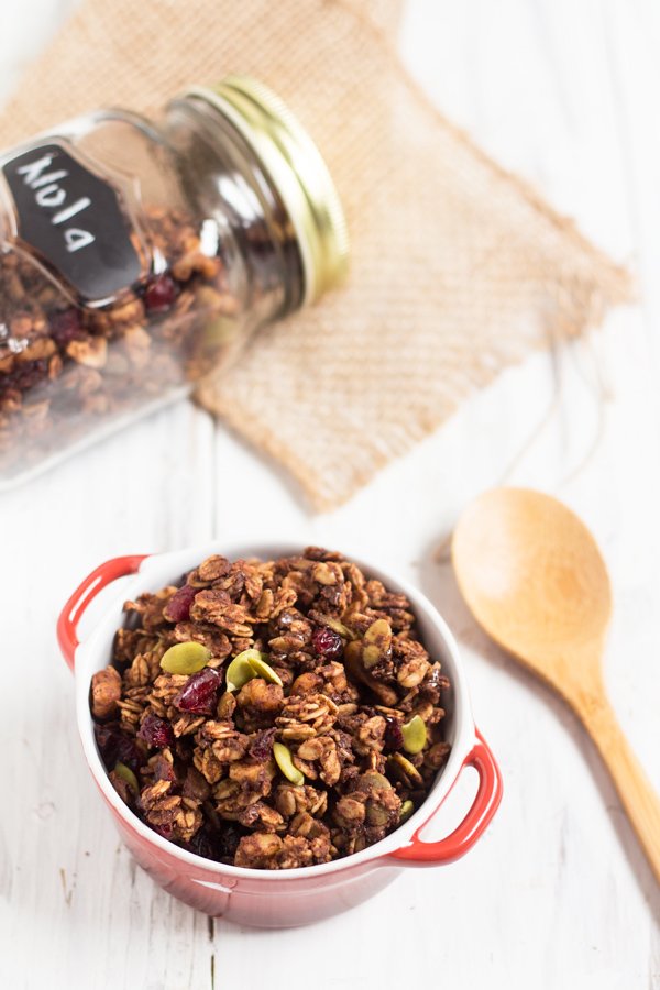 Healthy, Vegan Chocolate Cranberry Granola Recipe via @ExSloth | ExSloth.com