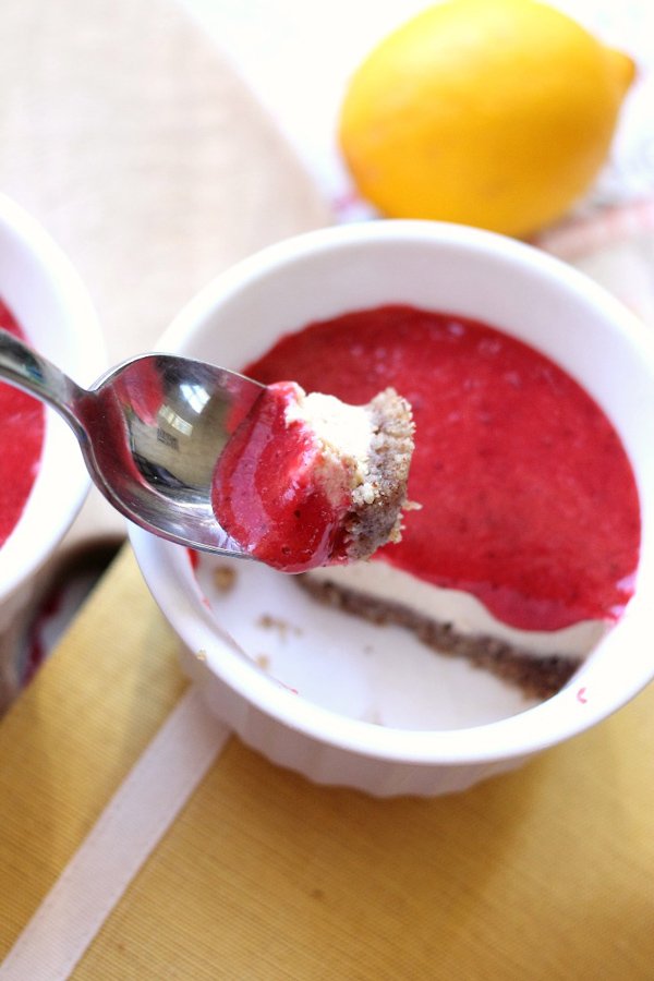 Guilt Free Raw Lemon Strawberry Cheesecake via Physical Kitcheness