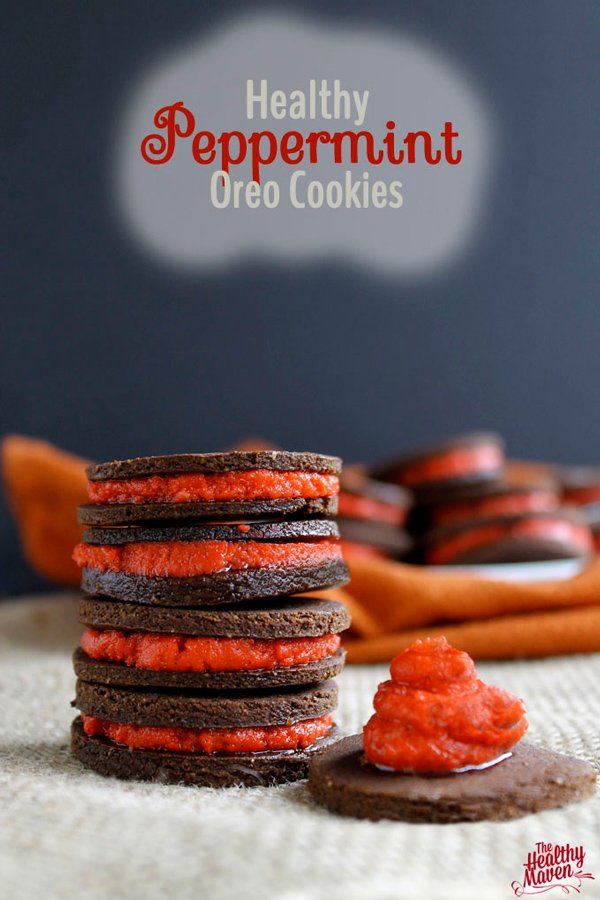 Healthy Peppermint Oreos via The Healthy Maven