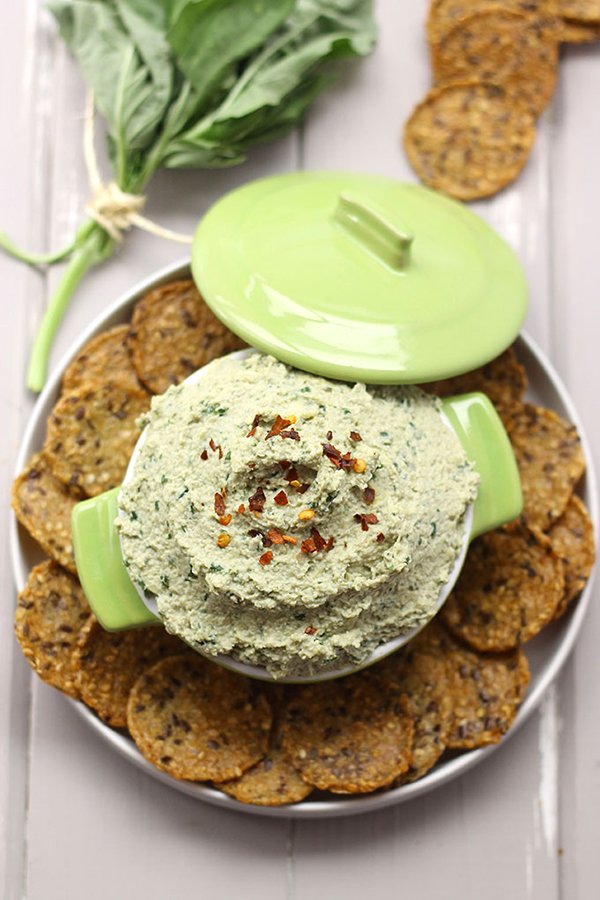 Vegan Basil and Artichoke Dip via The Healthy Maven