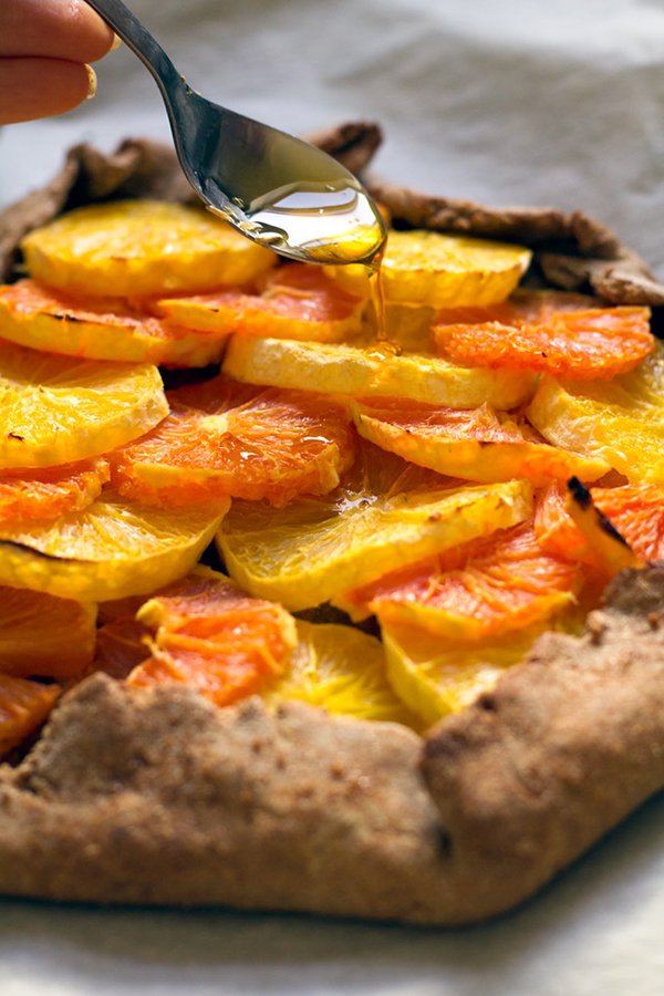 Rosemary Orange Galette with Chamomile Maple Syrup + 4 citrus-packed vegan recipes | ExSloth.com LoveMeFeedMe.net