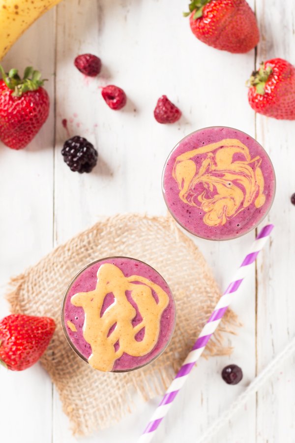 Peanut Butter and Berry Quinoa Smoothie via @ExSloth | ExSloth.com