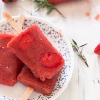 3 Ingredient Fruit & Rosemary Popsicles (Vegan, Gluten Free, Paleo) via @ExSloth | ExSloth.com