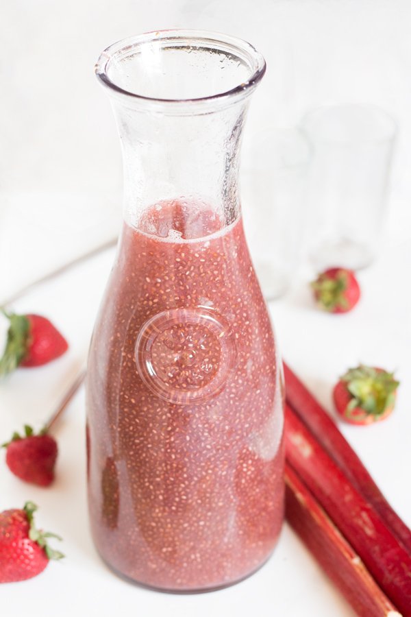 Easy vegan strawberry rhubarb chia seed drink (a.k.a. chia seeds in water with fruit juice) via @ExSloth | ExSloth.com