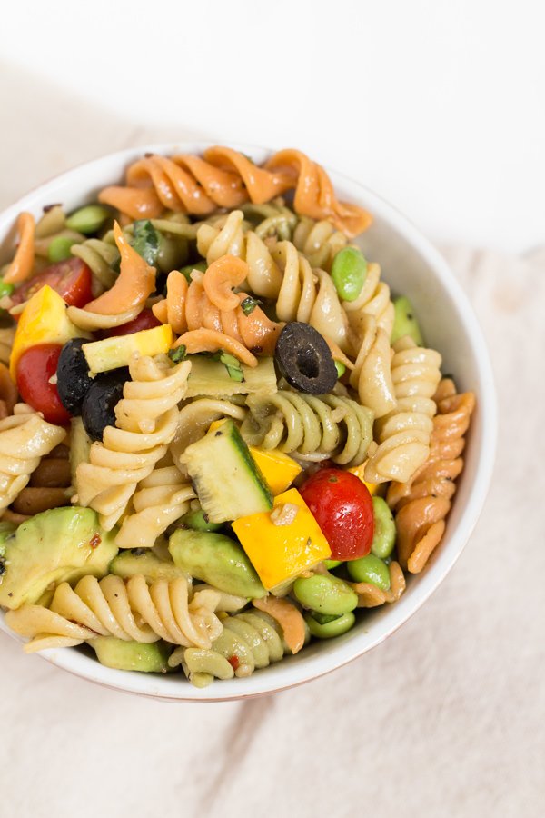 Avocado (Zucchini) Summer Squash Pasta Salad (Vegan) via @ExSloth | ExSloth.com