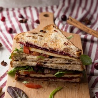Crispy pan fried tofu with chai cranberry sauce (a vegan version of the classic Christmas or Thanksgiving leftovers sandwich) via ExSloth.com