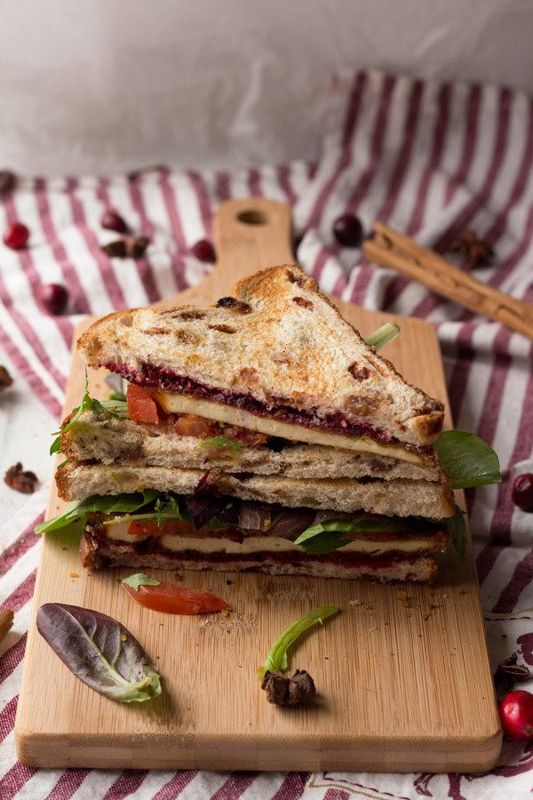 Crispy pan fried tofu with chai cranberry sauce (a vegan version of the classic Christmas or Thanksgiving leftovers sandwich) via ExSloth.com