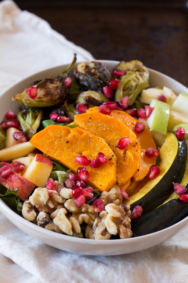 fall harvest salad with pomegranate vinaigrette (vegan, gluten-free, paleo) via ExSloth.com