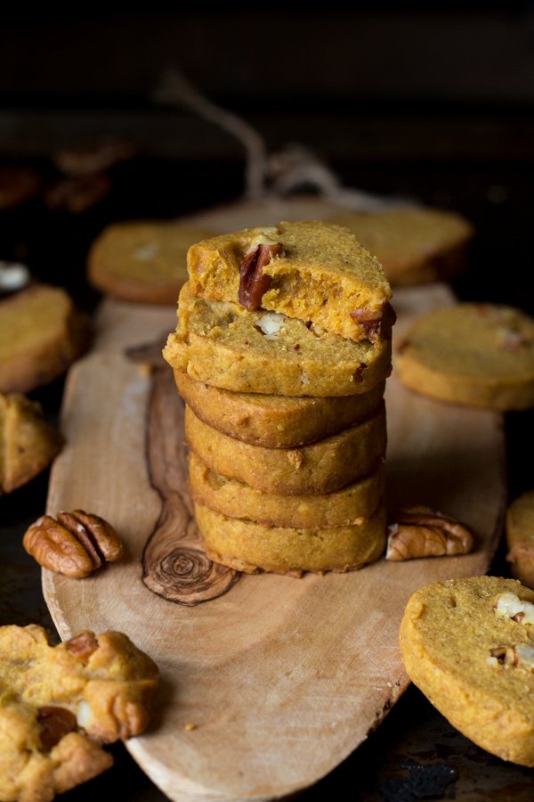 Pumpkin Pecan Vegan Shortbread Cookies made with coconut oil and spelt flour via ExSloth.com