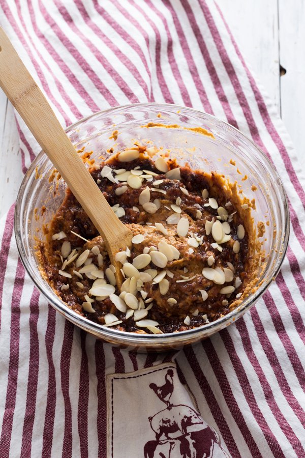 This vegan Trinidad black cake is moist, dense and filled with fruits and alcohol. The perfect vegan alternative to a traditional Christmas favourite via ExSloth.com