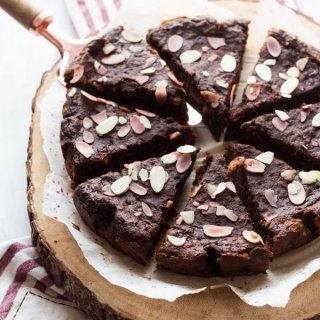 This vegan Trinidad black cake is moist, dense and filled with fruits and alcohol. The perfect vegan alternative to a traditional Trini Christmas favourite via ExSloth.com